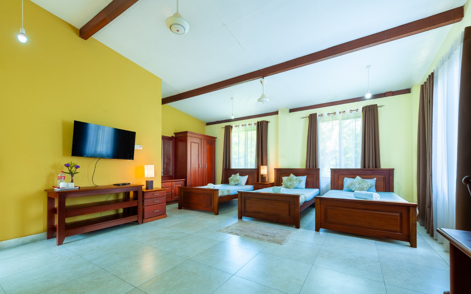 Royale Suite (Triple Room)